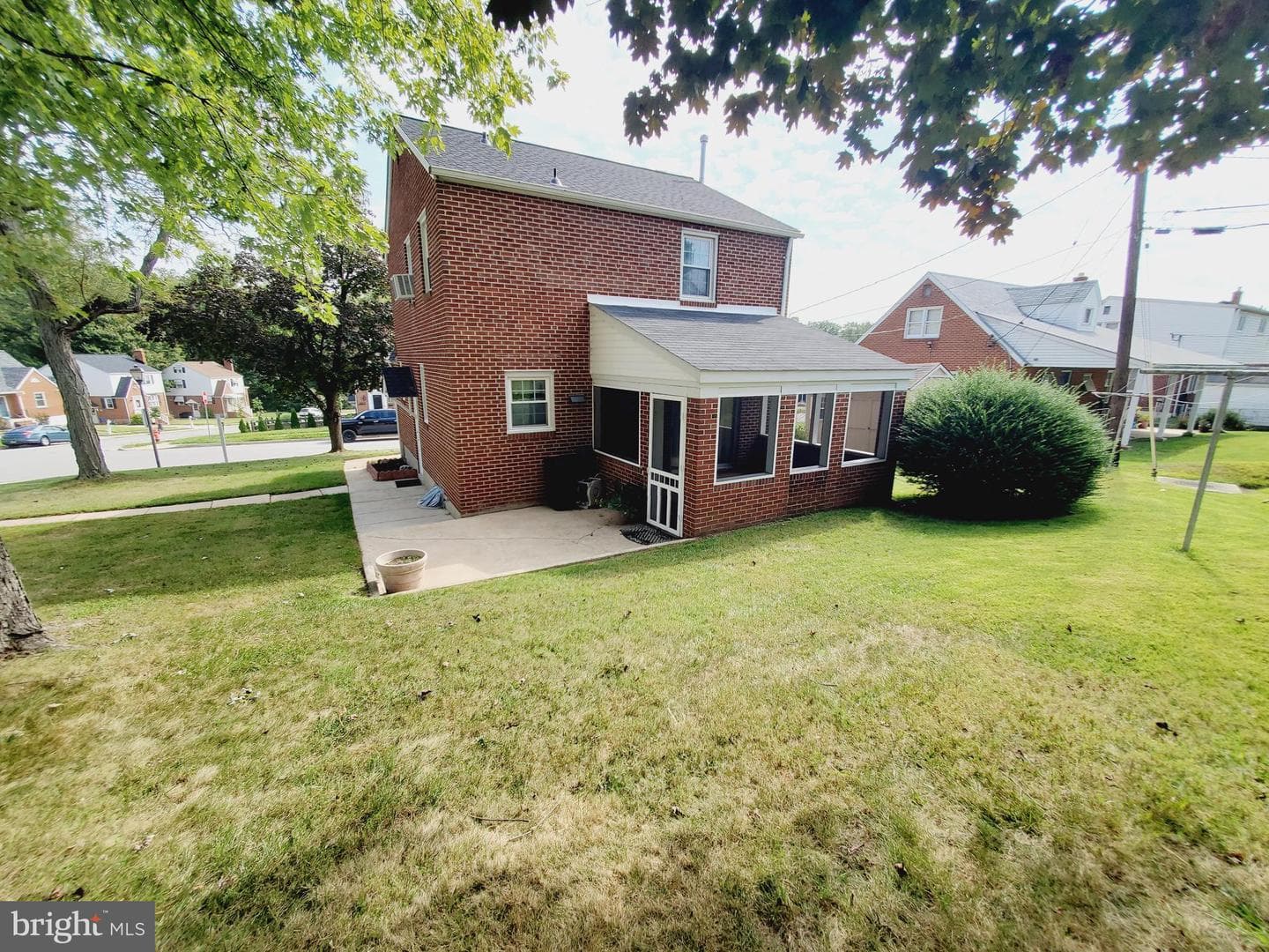 8220 Analee Avenue photo 34
