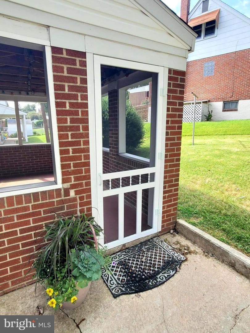 8220 Analee Avenue photo 36