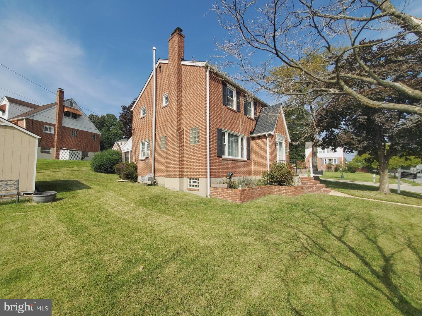 8220 Analee Avenue photo 39