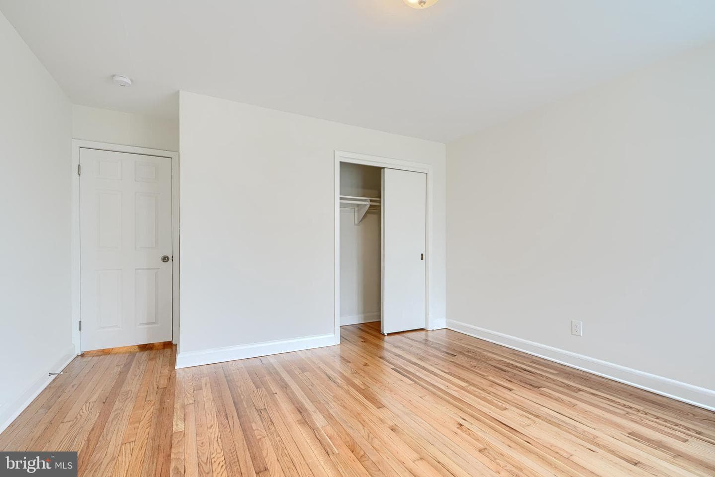 1813 Weyburn Road photo 20