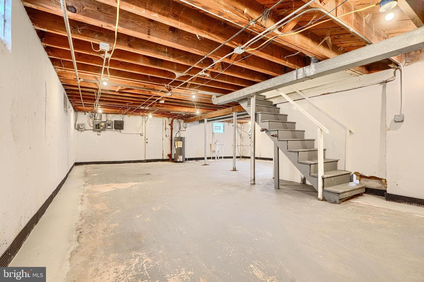 1813 Weyburn Road photo 30