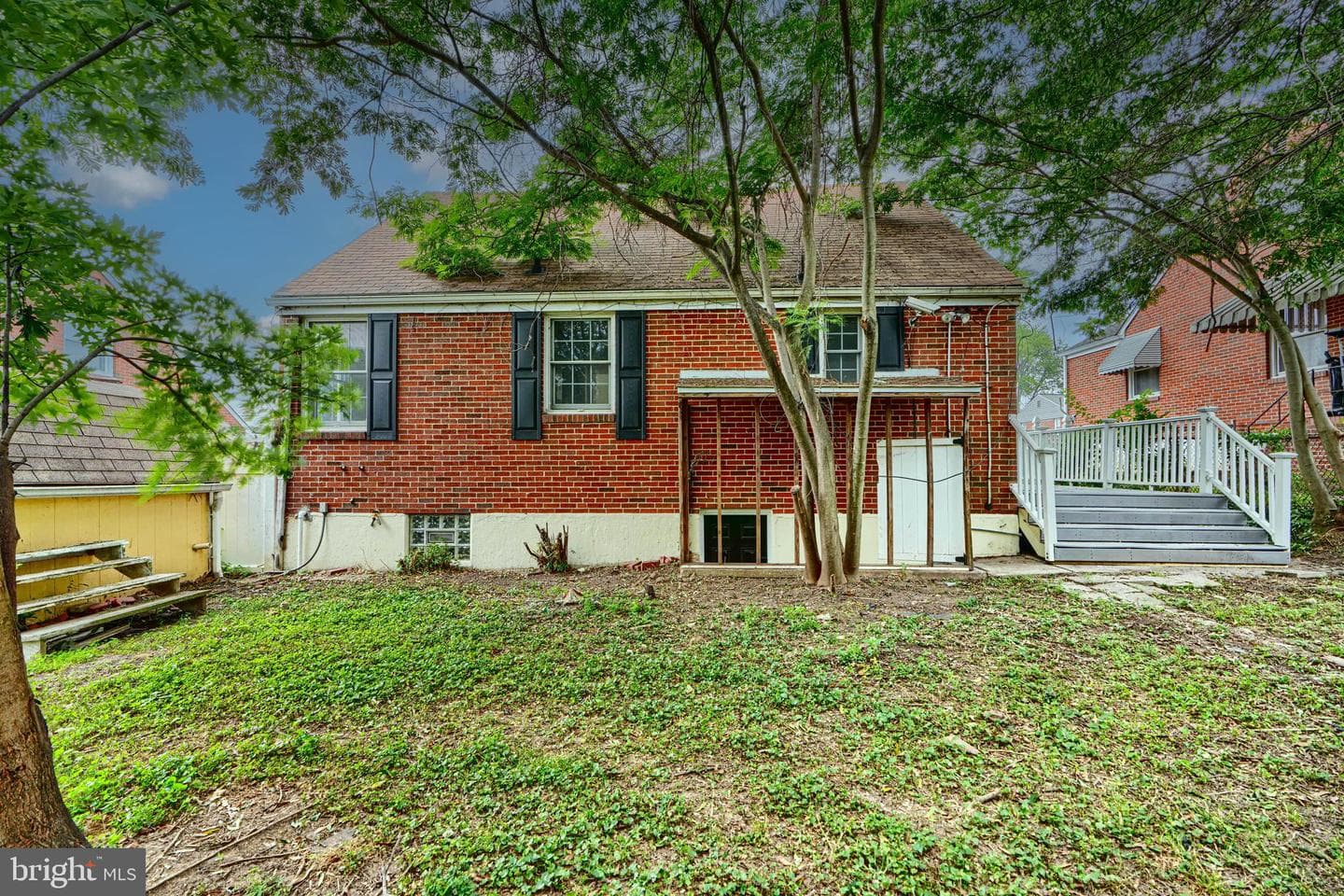 1813 Weyburn Road photo 36