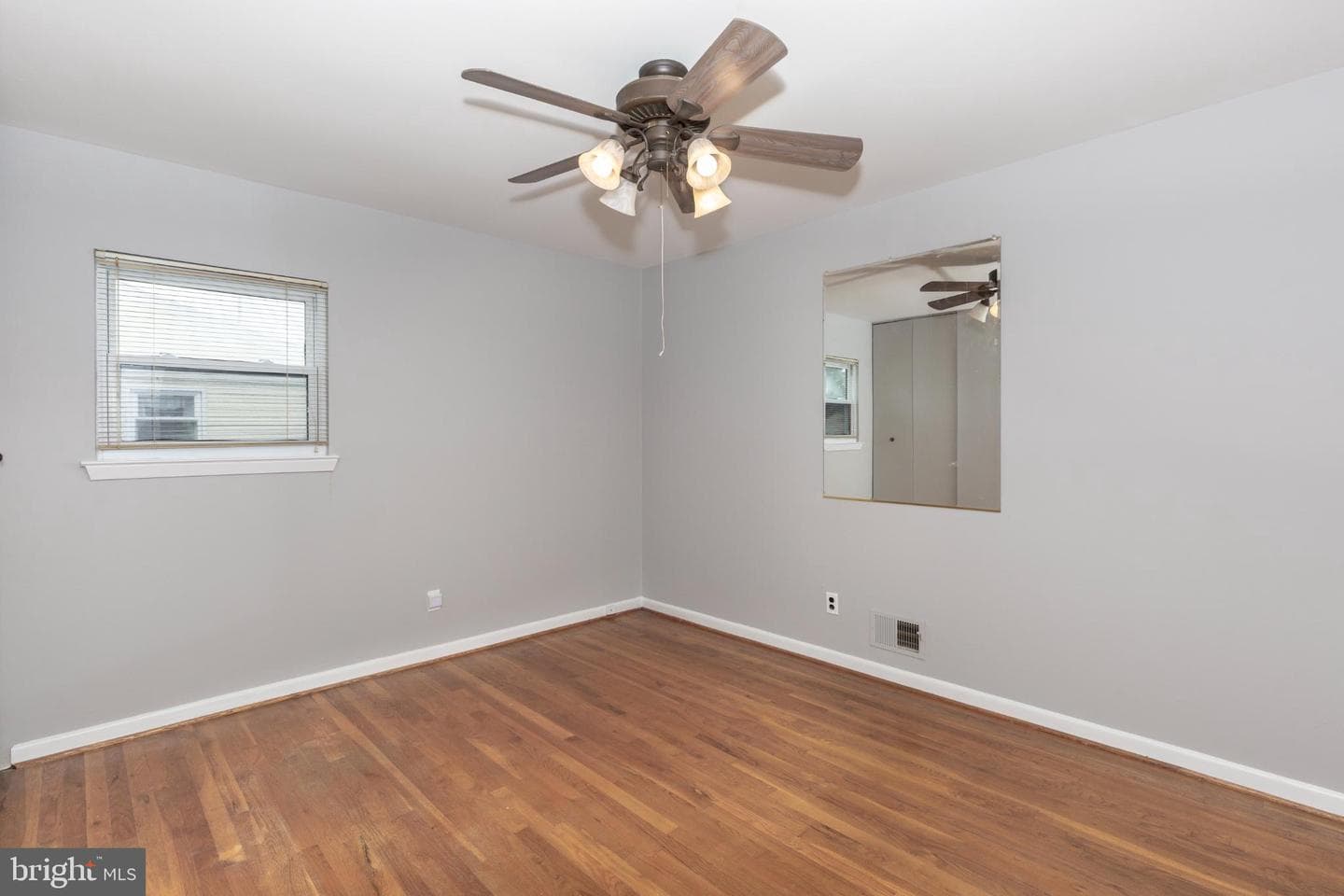 520 Crisfield Road photo 18