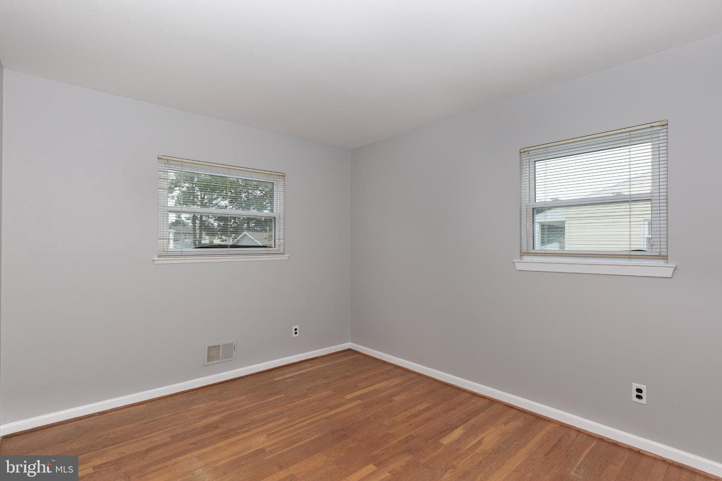 520 Crisfield Road photo 19