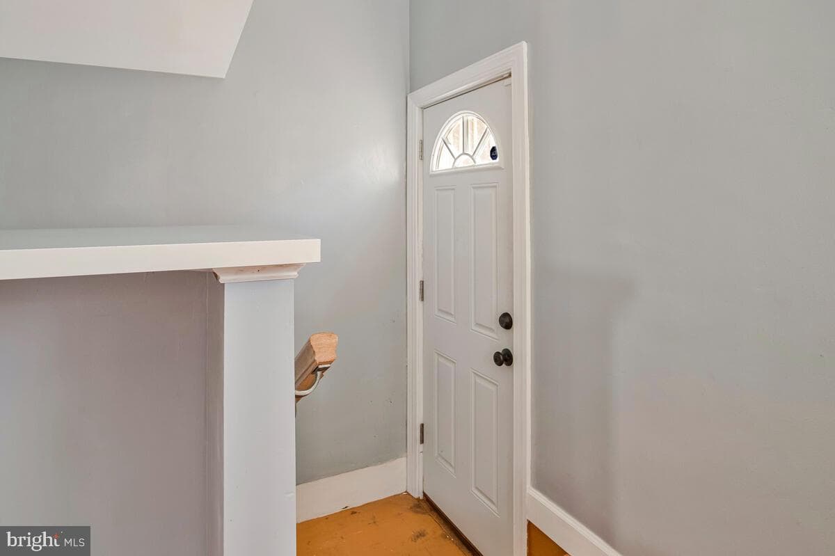 1230 Stevens Avenue photo 18