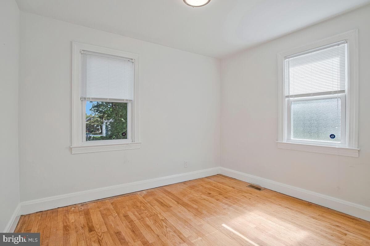 1230 Stevens Avenue photo 21