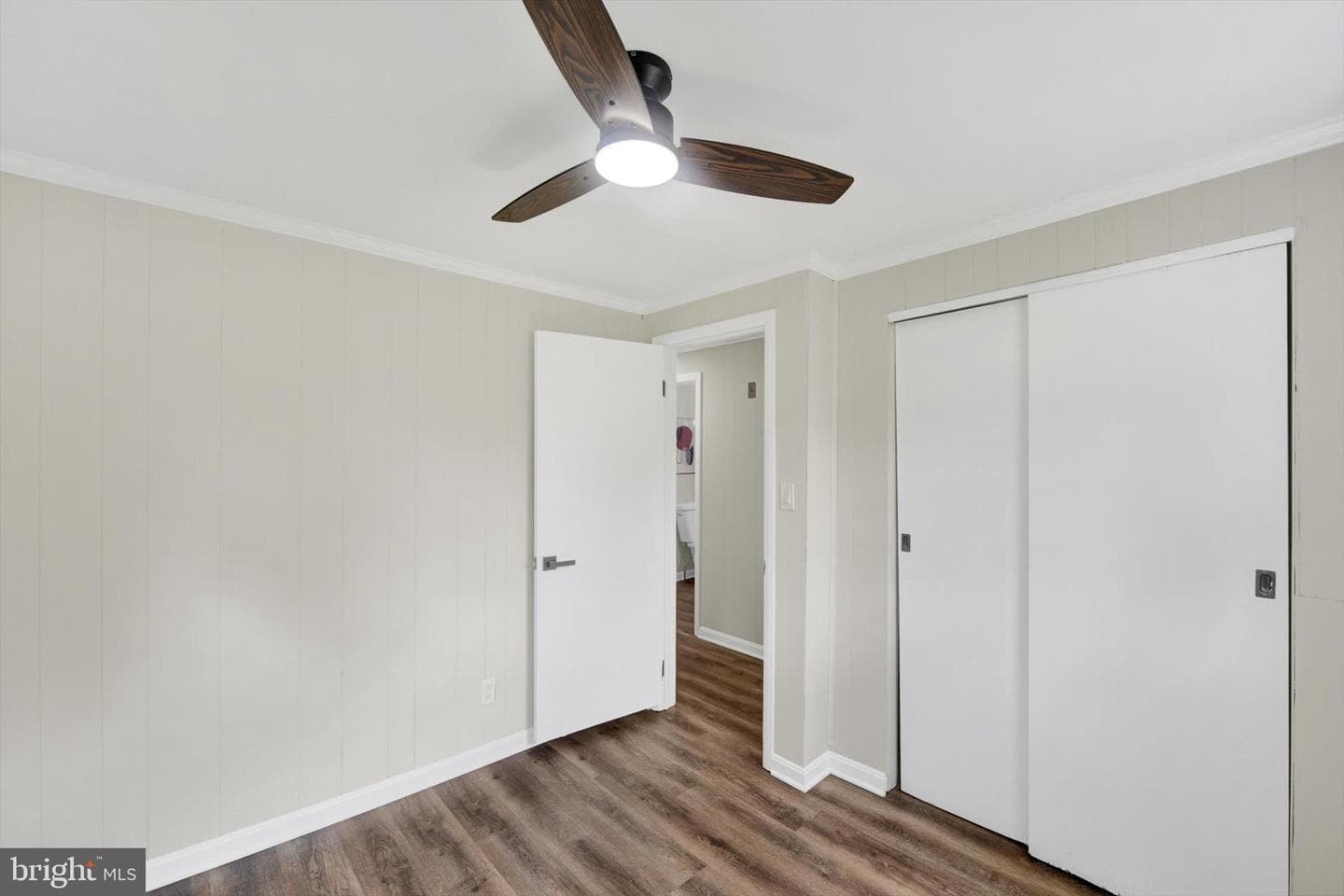 6011 Cecil Avenue photo 22
