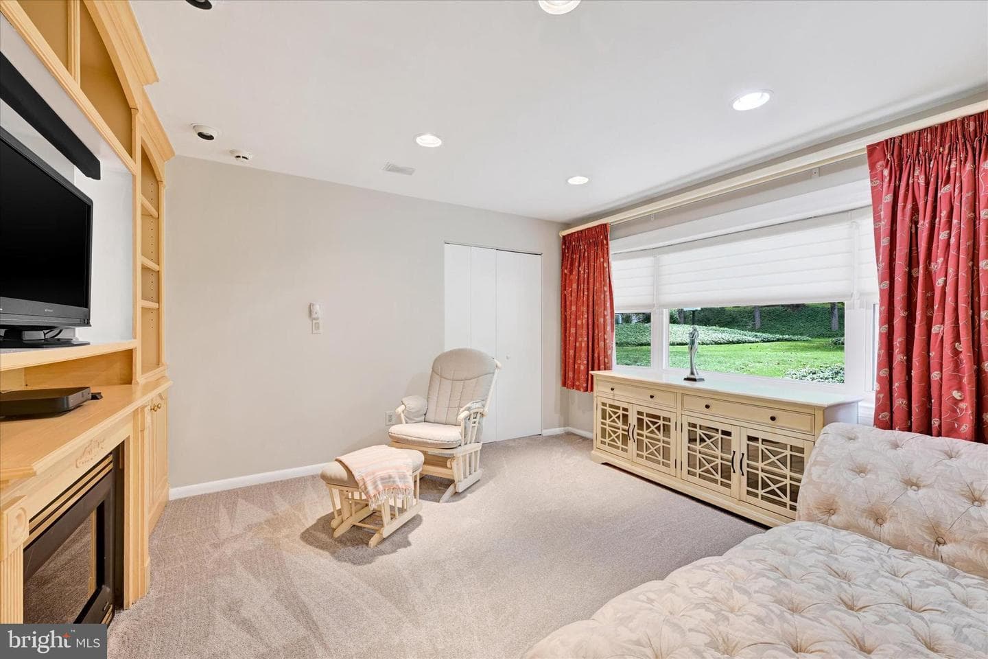 2304 Velvet Ridge Drive photo 29