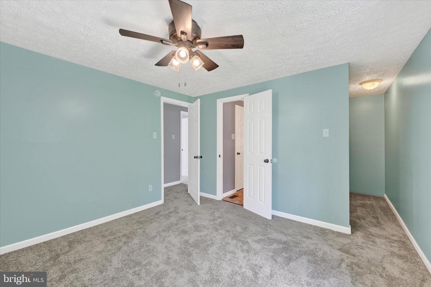 10 Knaves Court photo 10