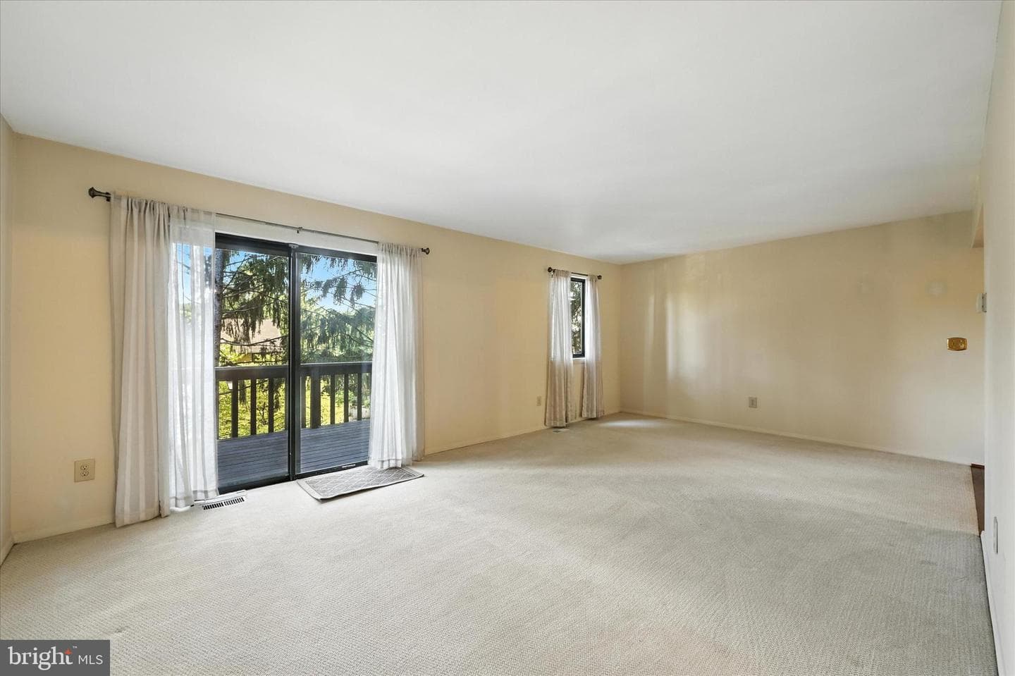 310 Kimrick Place photo 8