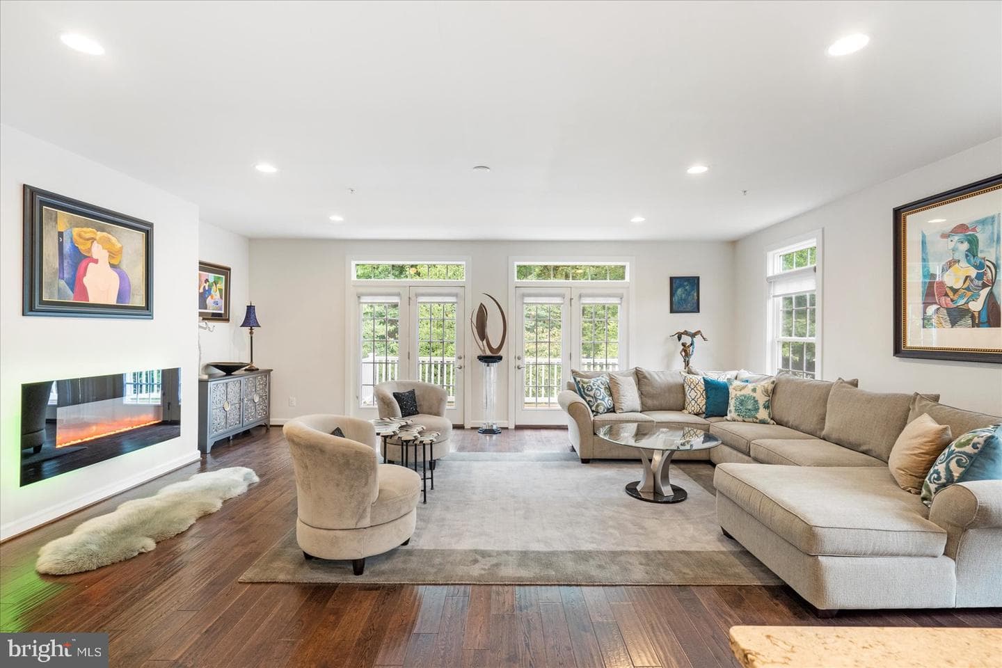 8634 Springvale Drive photo 20