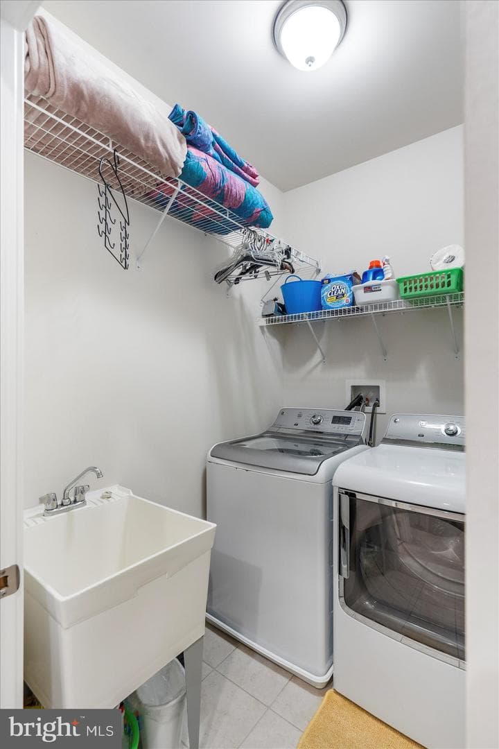 8634 Springvale Drive photo 35