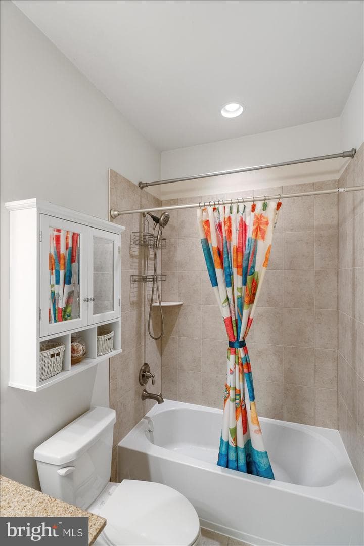 8634 Springvale Drive photo 37