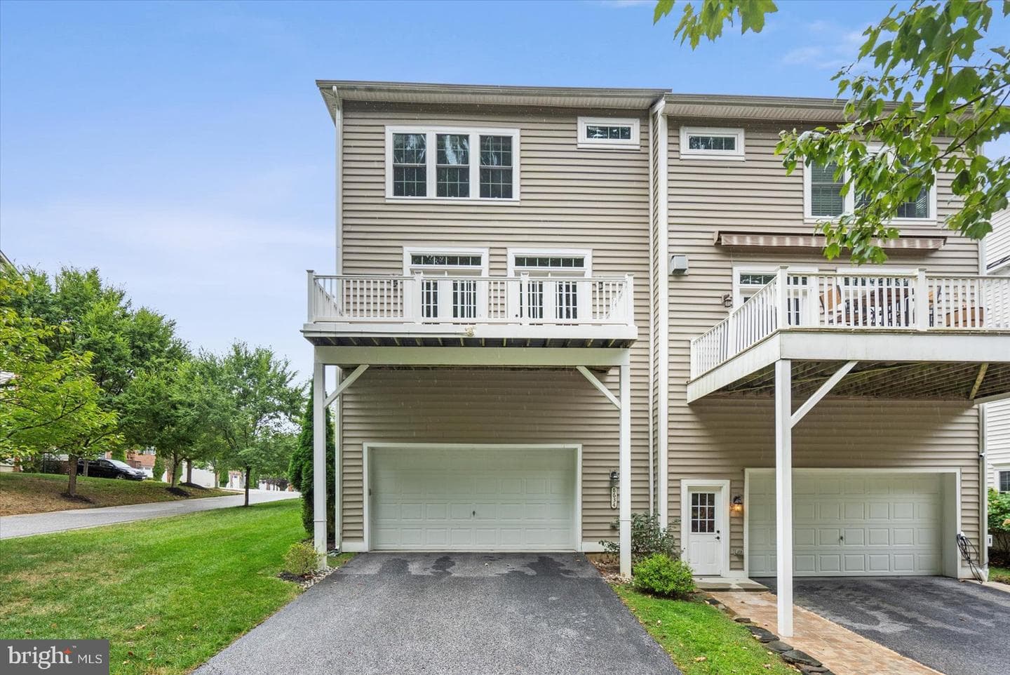 8634 Springvale Drive photo 41
