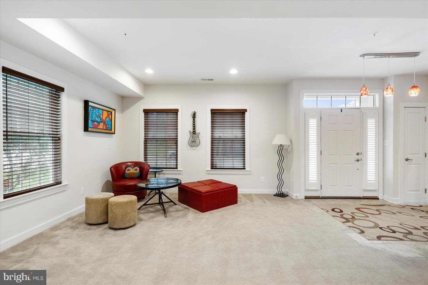 8634 Springvale Drive photo 6