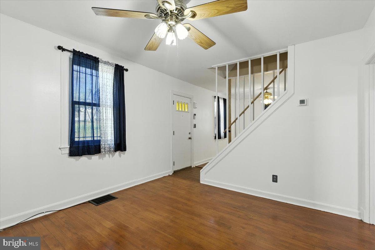 2109 Smith Avenue photo 10