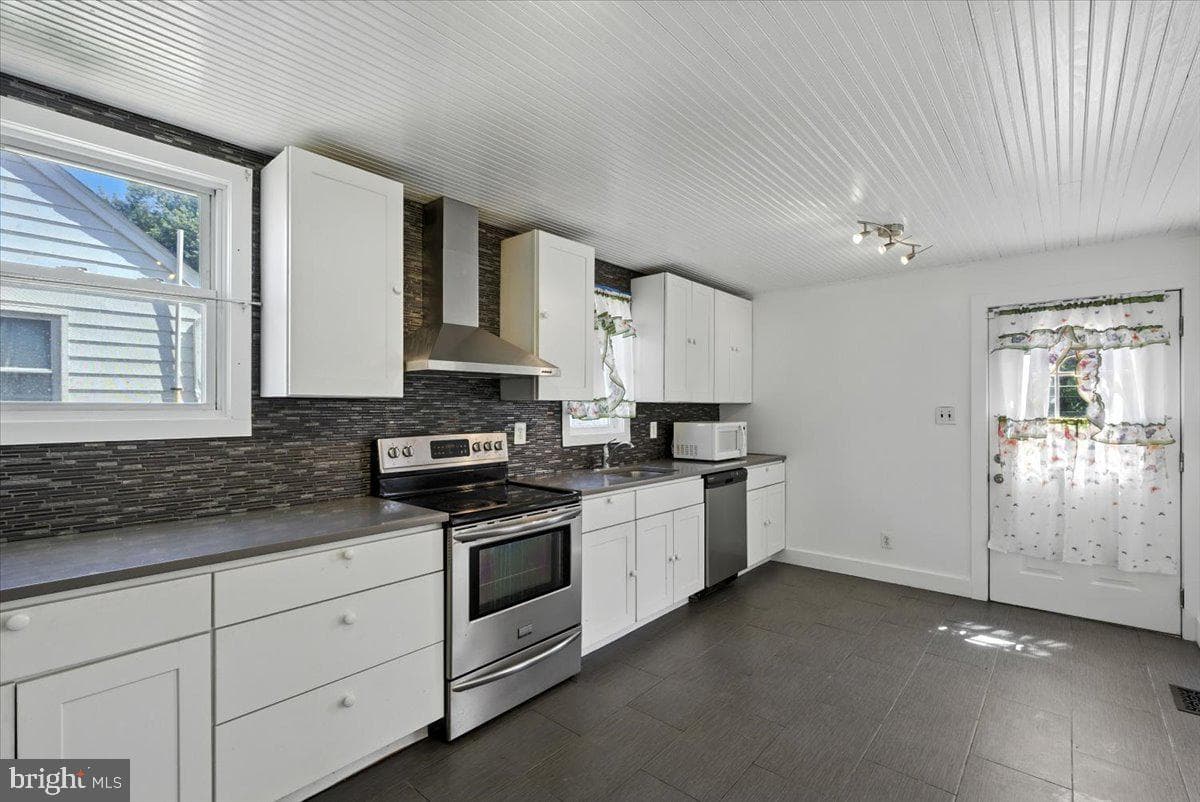 2109 Smith Avenue photo 12
