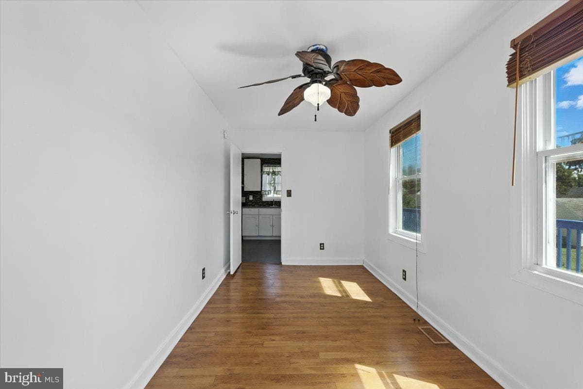 2109 Smith Avenue photo 16