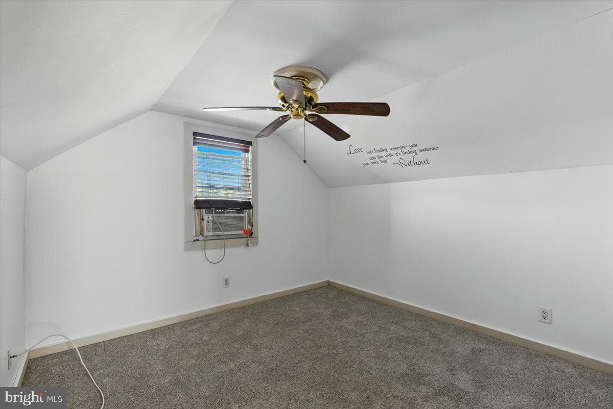 2109 Smith Avenue photo 22