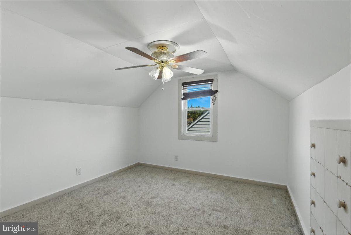 2109 Smith Avenue photo 24