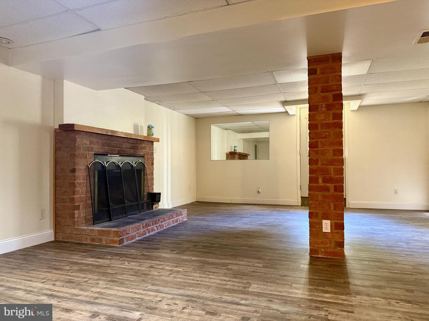 3817 Schroeder Avenue photo 32
