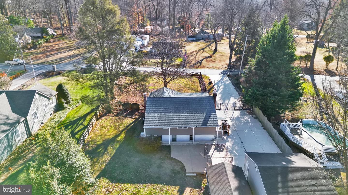 3817 Schroeder Avenue photo 44