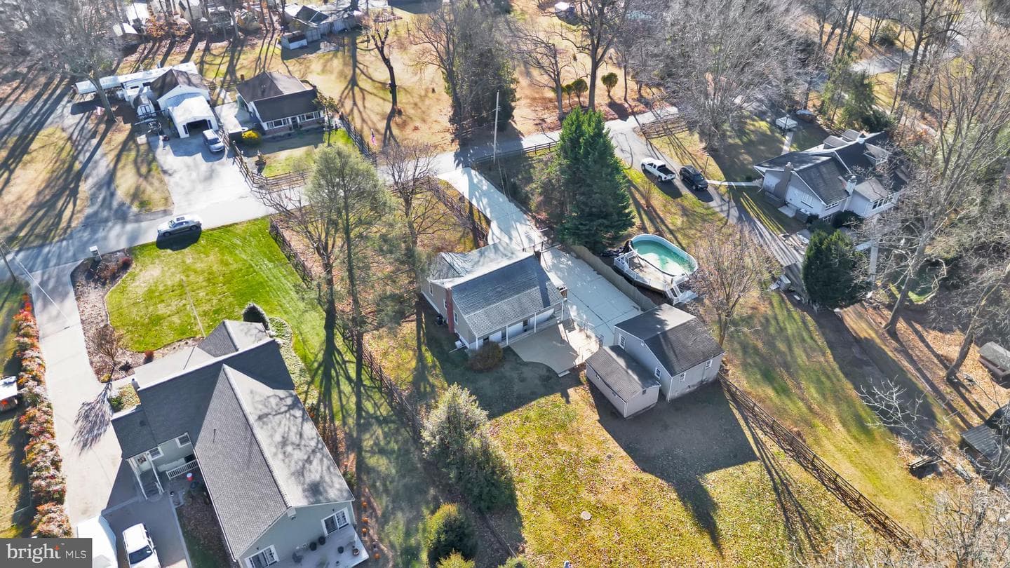 3817 Schroeder Avenue photo 46