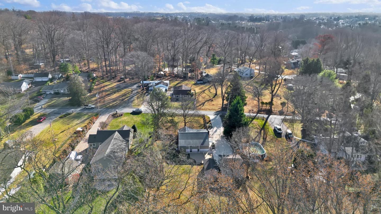 3817 Schroeder Avenue photo 47