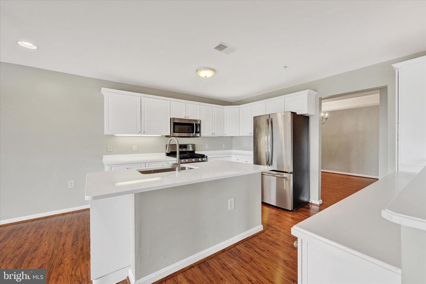 12240 Roundwood Road #706 photo 11