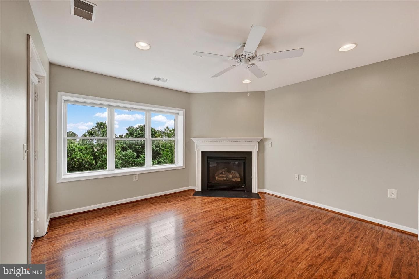 12240 Roundwood Road #706 photo 17