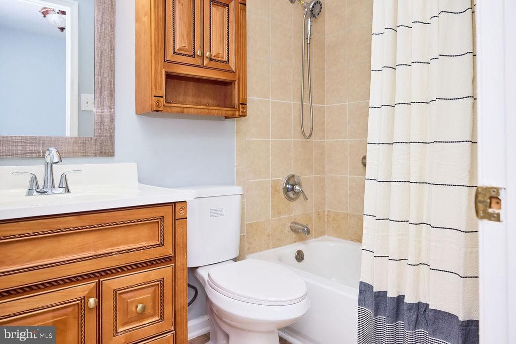4 Bantry Court photo 29