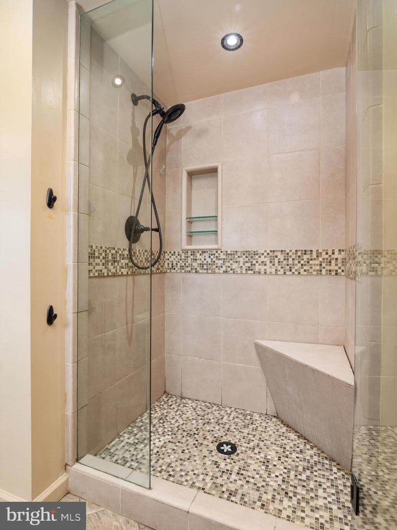 21 Oakway Road photo 35
