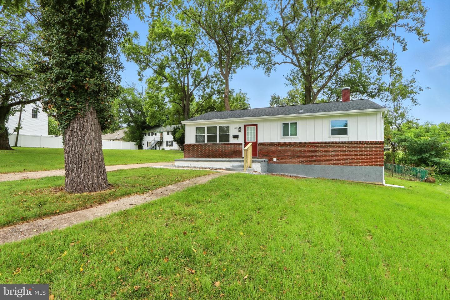 6603 Fairmount Avenue photo 18