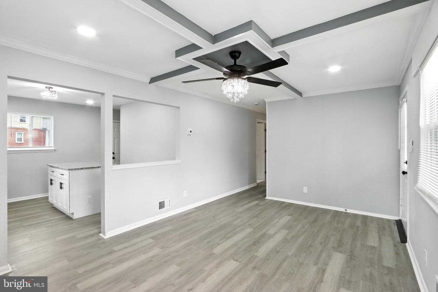 6603 Fairmount Avenue photo 2