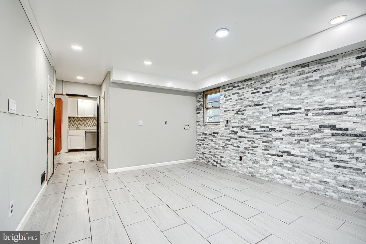 7829 Oakleigh Road photo 16