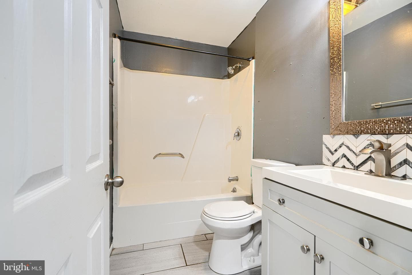 7829 Oakleigh Road photo 27