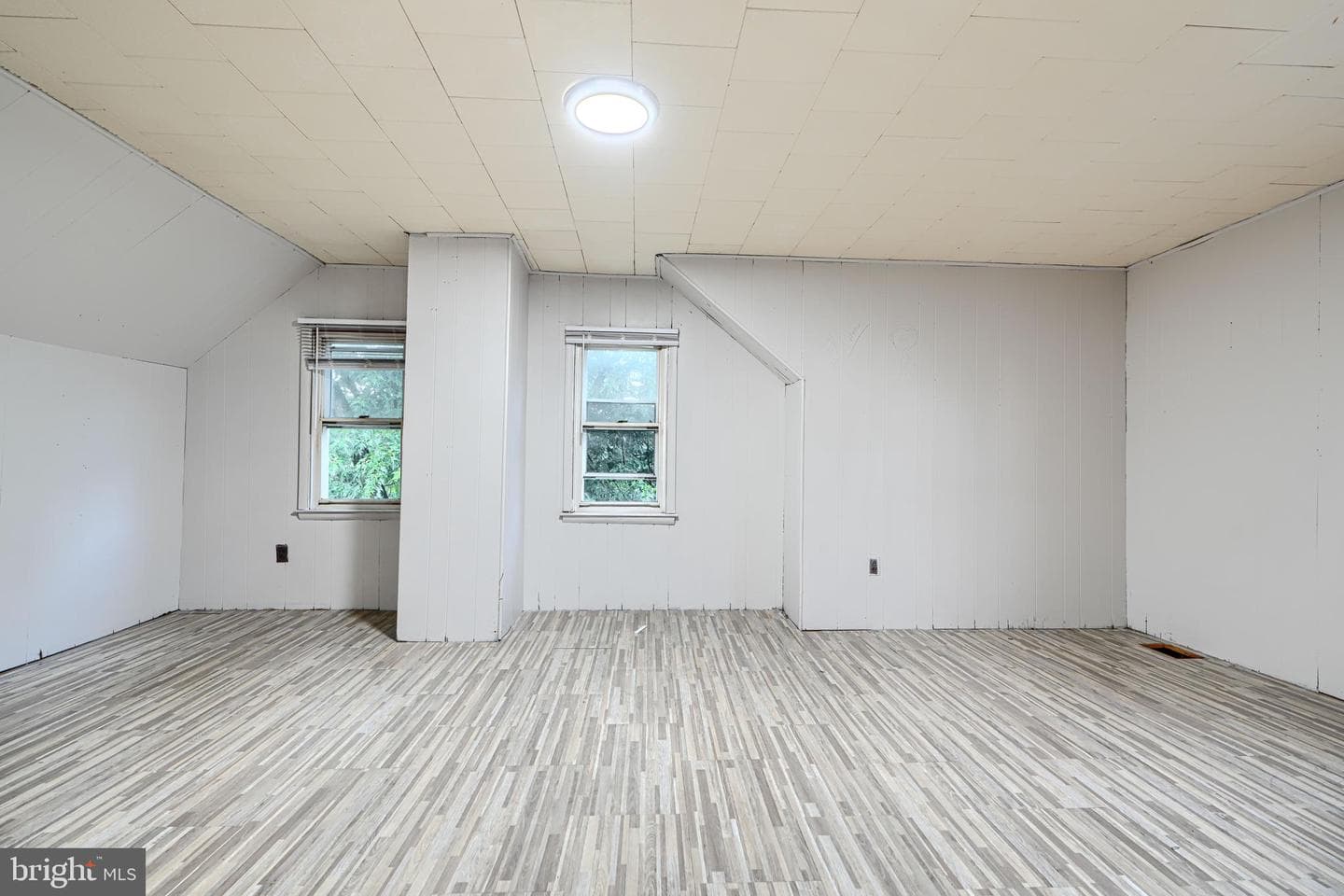 7829 Oakleigh Road photo 36
