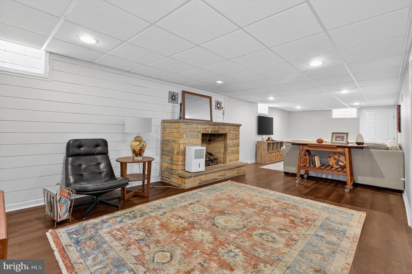 8211 Laurel Drive photo 21
