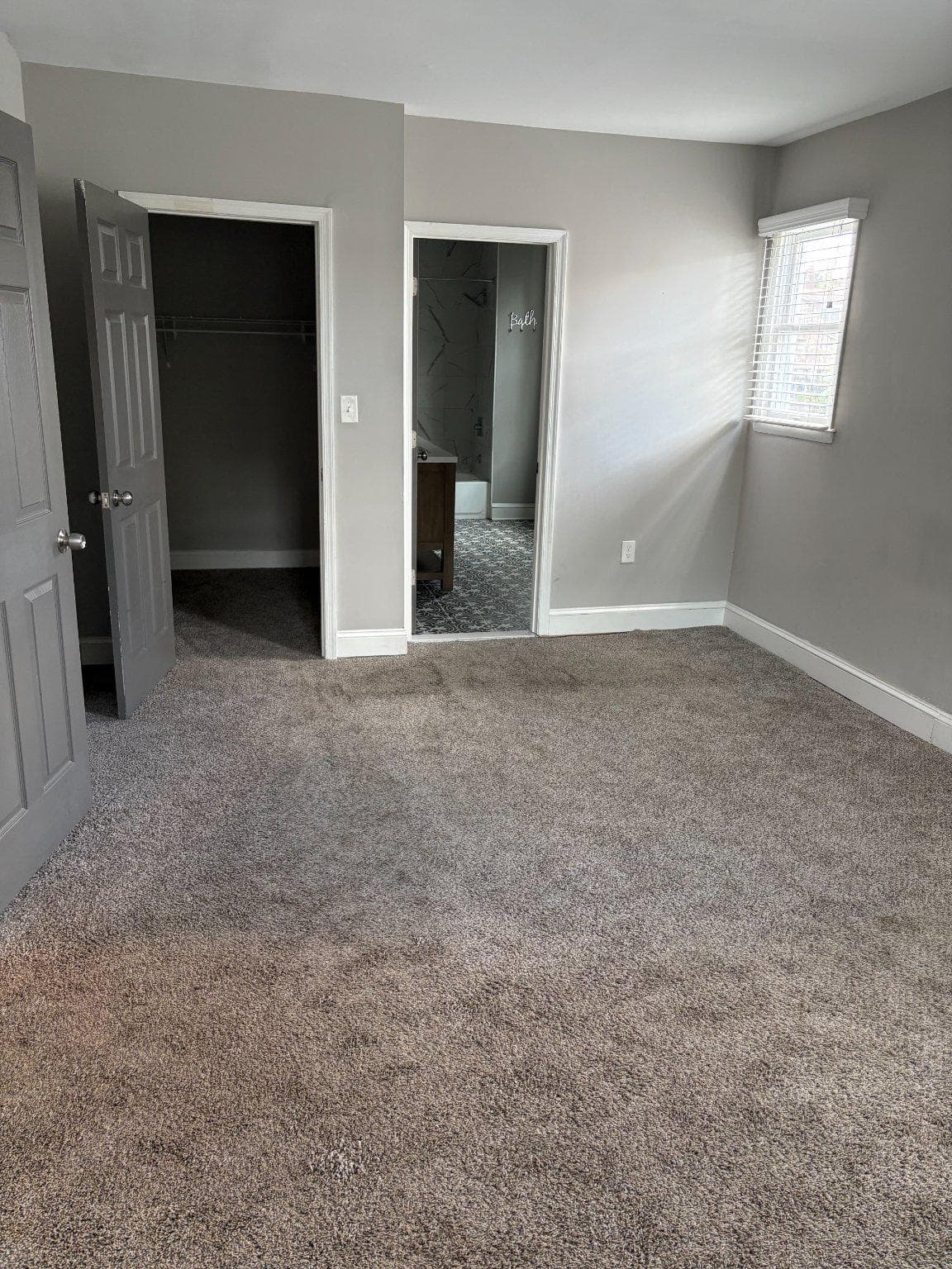4510 Forest View Avenue photo 12