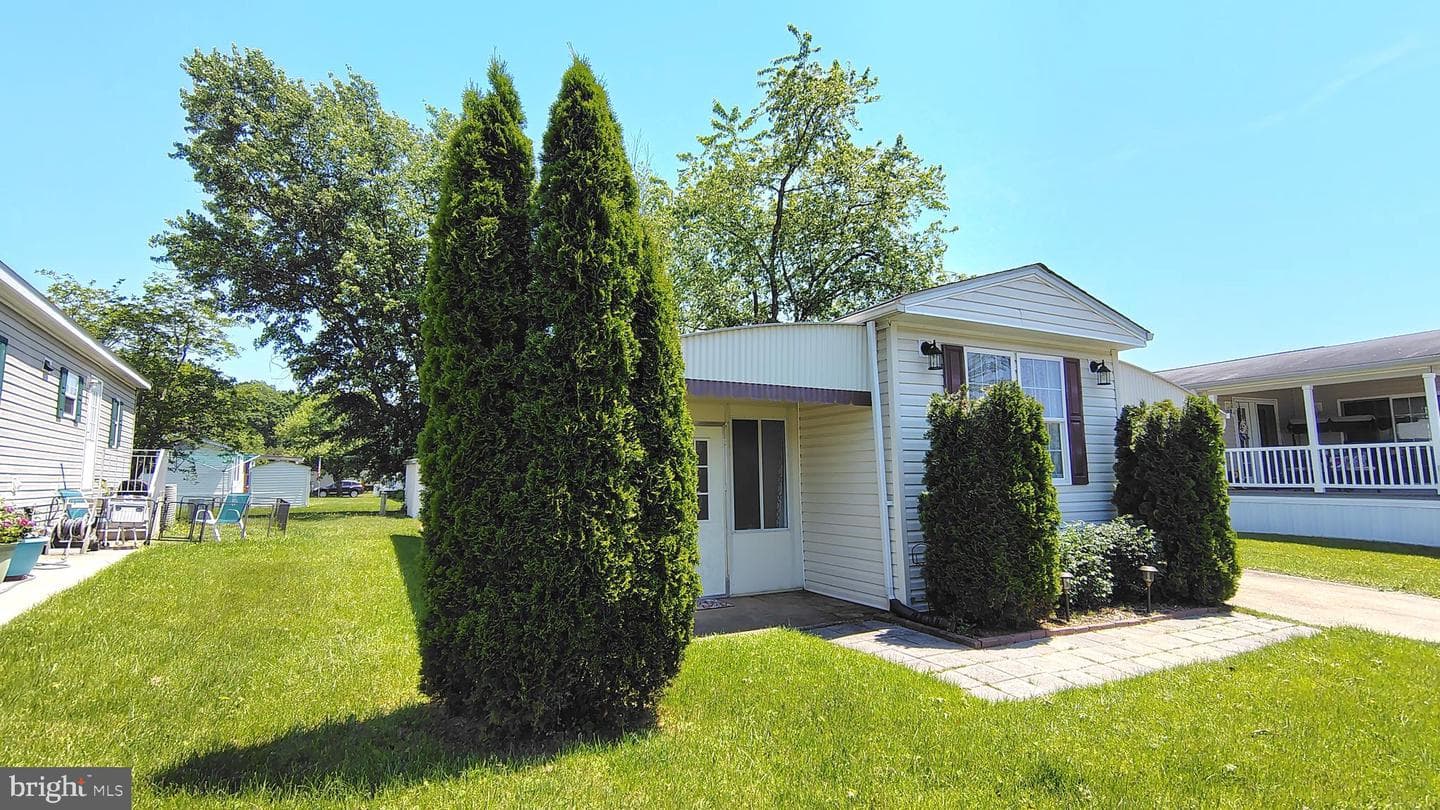 3617 Dahlia Lane photo 21