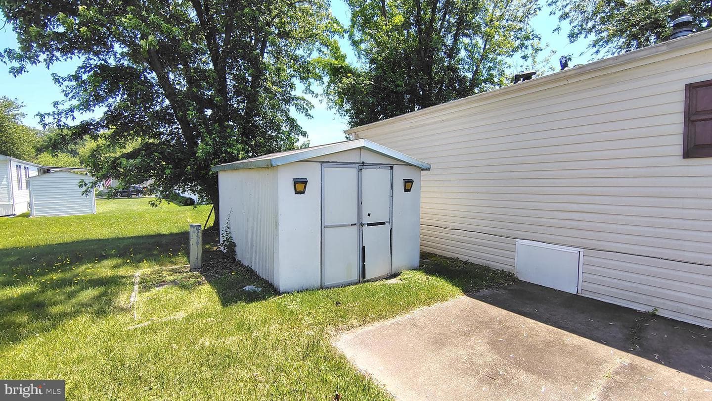 3617 Dahlia Lane photo 24