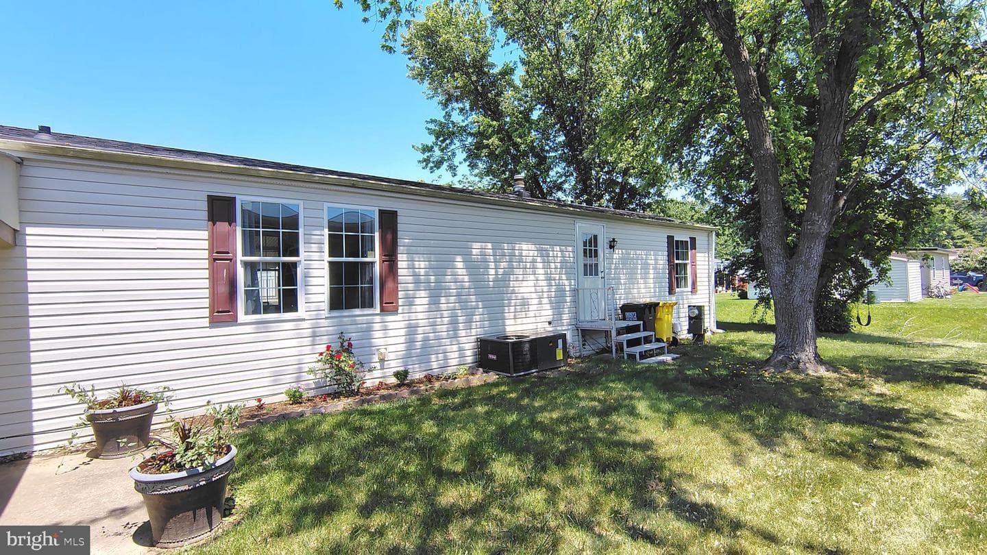 3617 Dahlia Lane photo 28