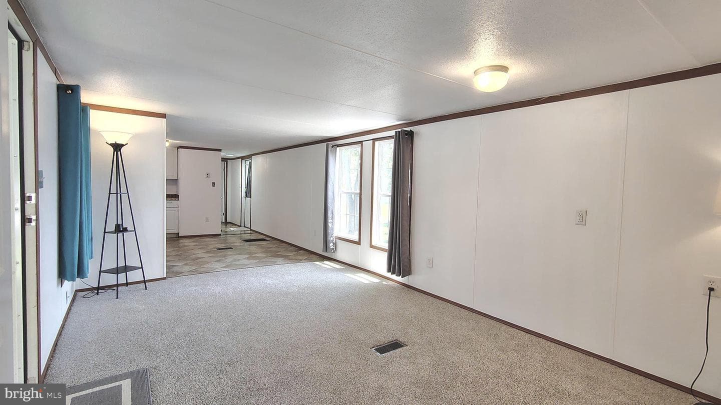 3617 Dahlia Lane photo 7