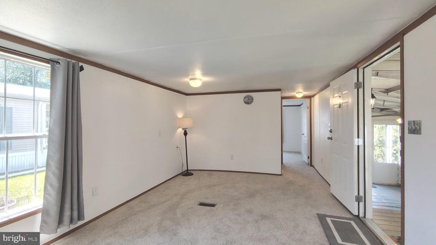 3617 Dahlia Lane photo 9