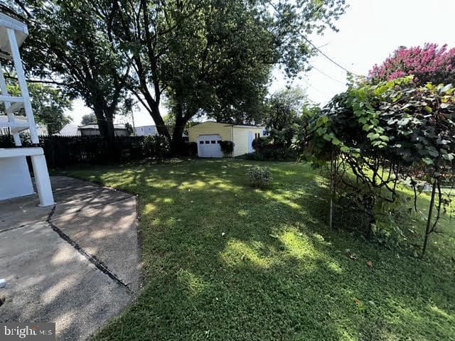 103 Wells Avenue photo 30