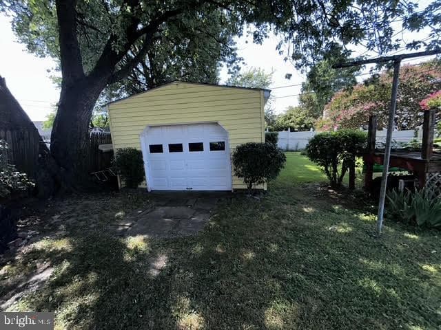 103 Wells Avenue photo 31