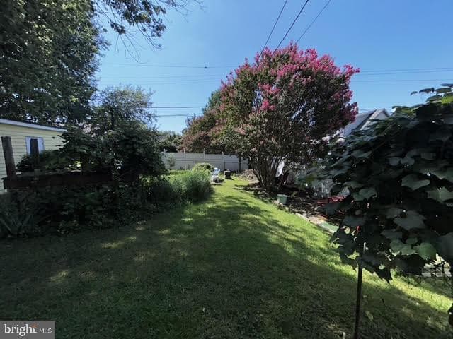 103 Wells Avenue photo 33