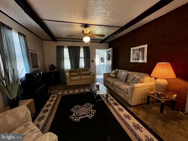 103 Wells Avenue photo 4