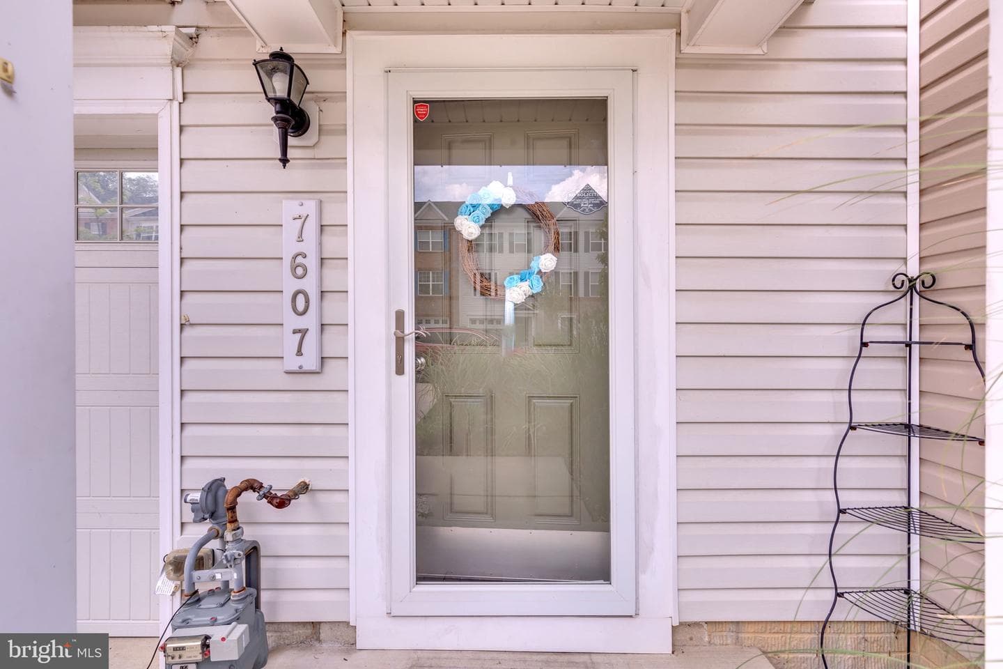 7607 Town View Drive photo 3