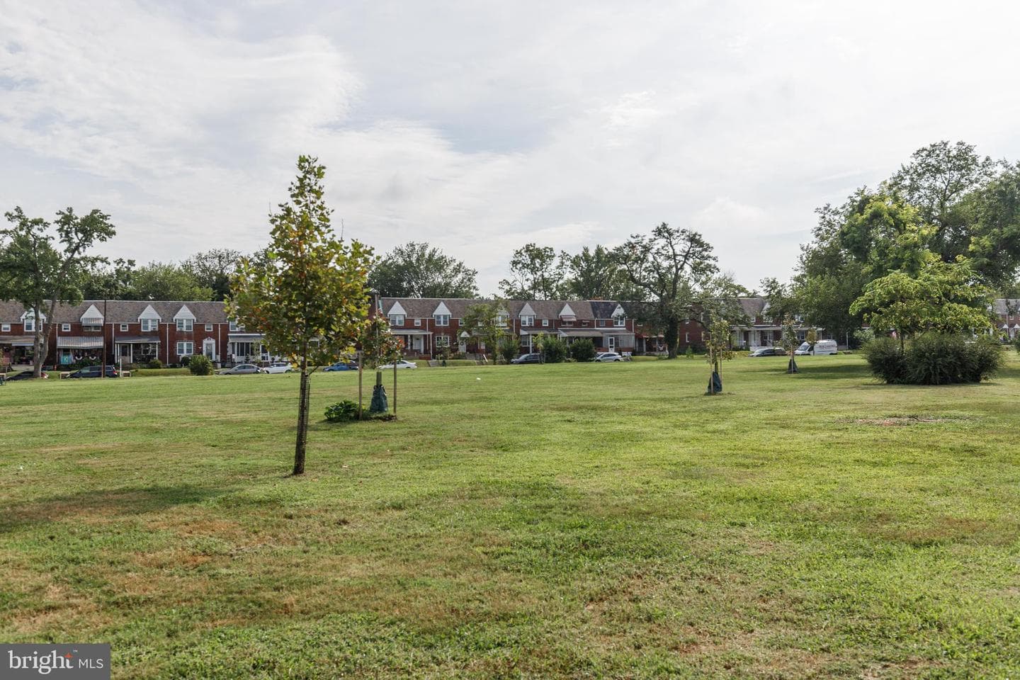 2471 Fairway photo 3